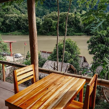 Meexok Guesthouse Nongkhiaw Kültér fotó